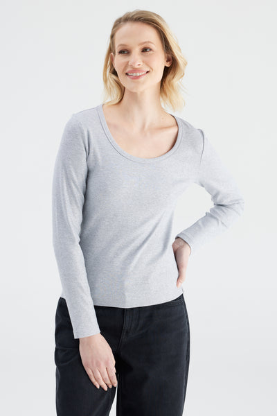 Dora Scoop Neck Long Sleeve Tshirt Light Silver