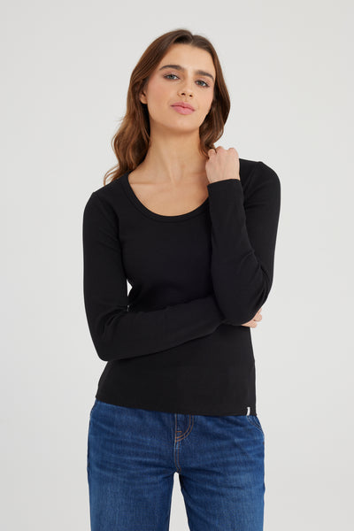Dora Scoop Neck Long Sleeve Tshirt Black